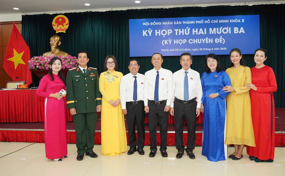 hop-HĐND-TPHCM (3).jpg