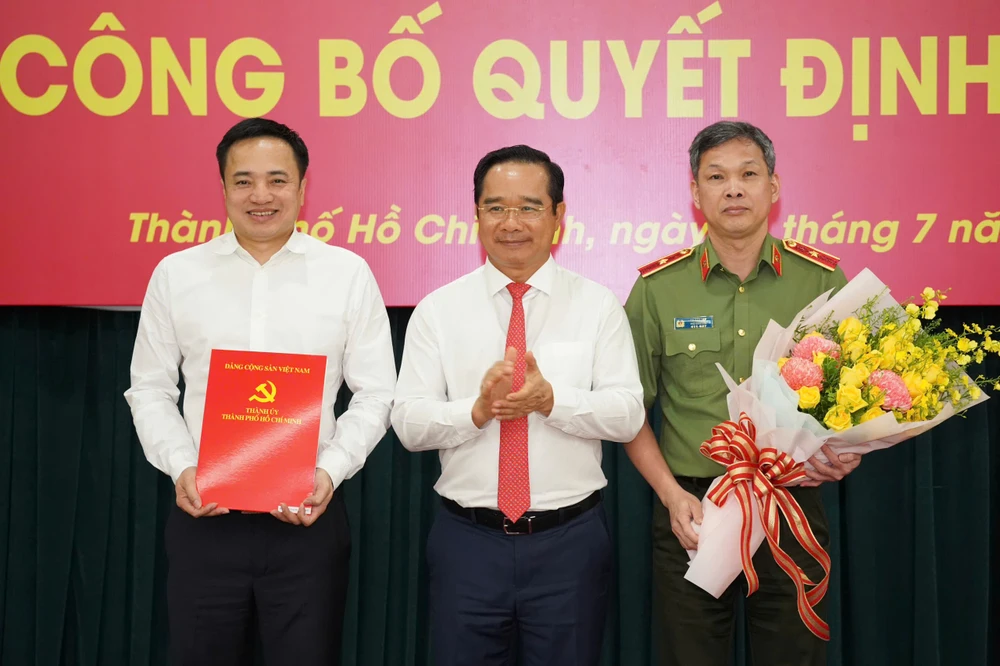 thanh-uy-tphcm-co-quan-tham-muu-nhan-su (3).jpg