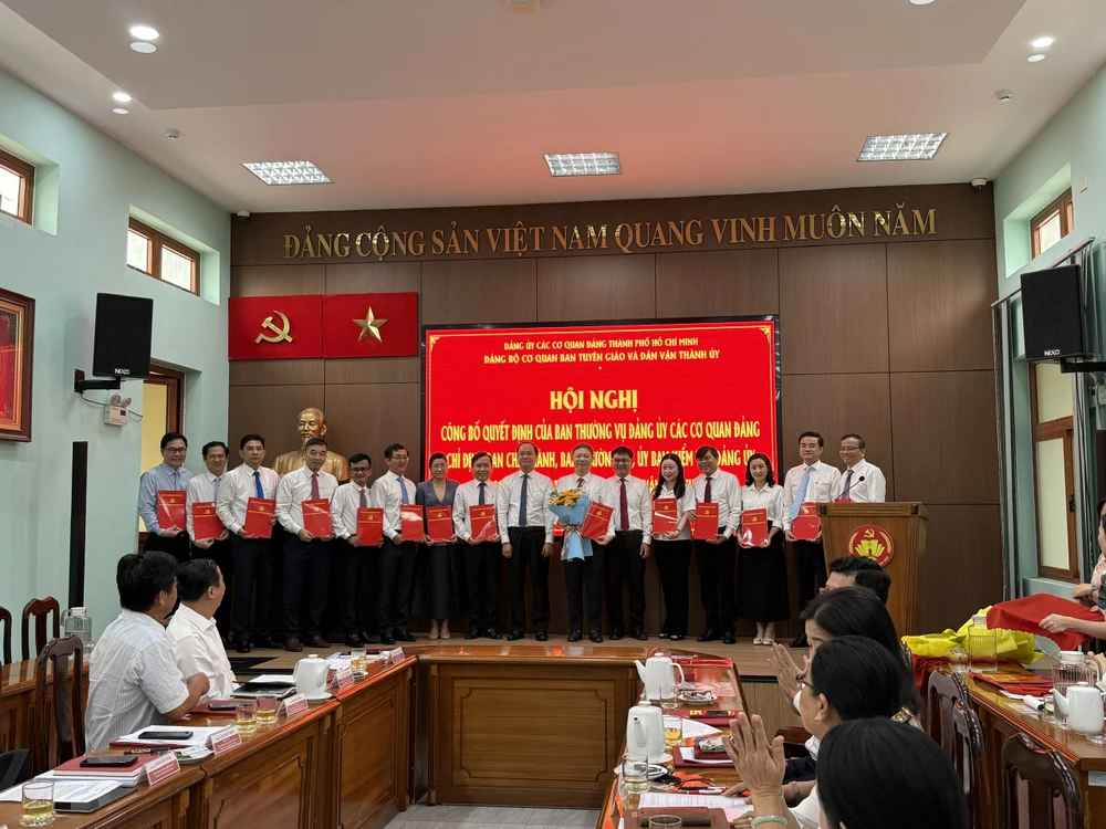 Ông Dương Anh Đức làm Bí thư Đảng ủy Ban Tuyên giáo và Dân vận Thành ủy TP.HCM-ban-tuyen-giao-va-dan-van-thanh-uy-tphcm (2).jpg