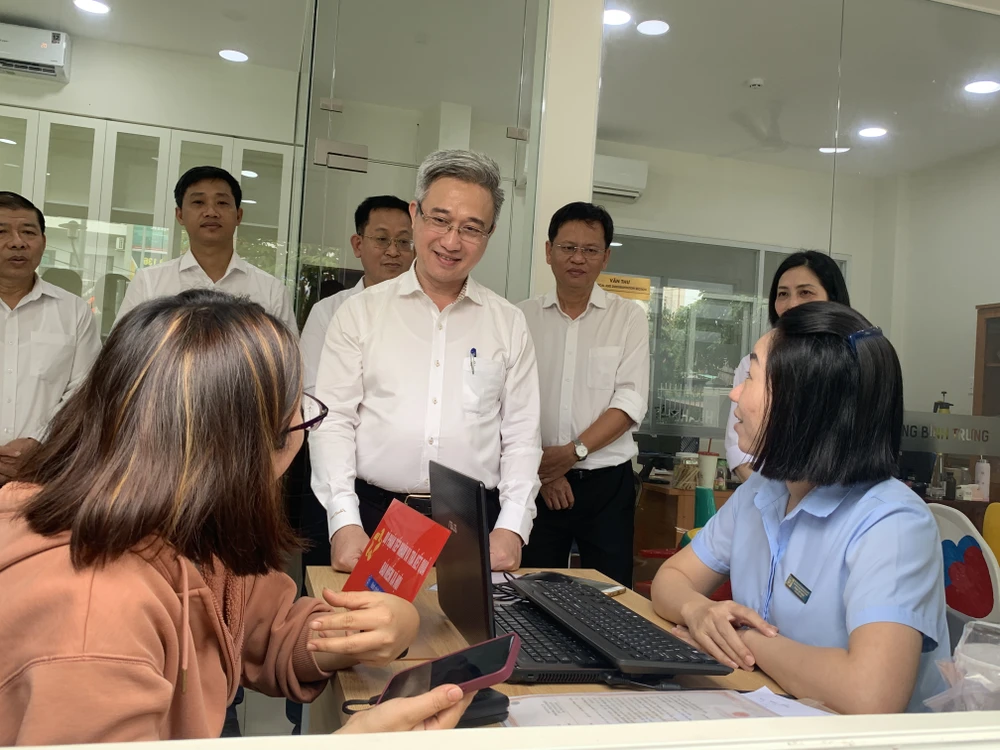 Gặp Phó Bí thư Thành ủy TP.HCM Đặng Minh Thông, người dân nói 'chính quyền đã thật sự lột xác'-pho-bi-thu-thanh-uy-ttphcm-dang-minh-thong-chinh-quyen-hai-cap30.JPG