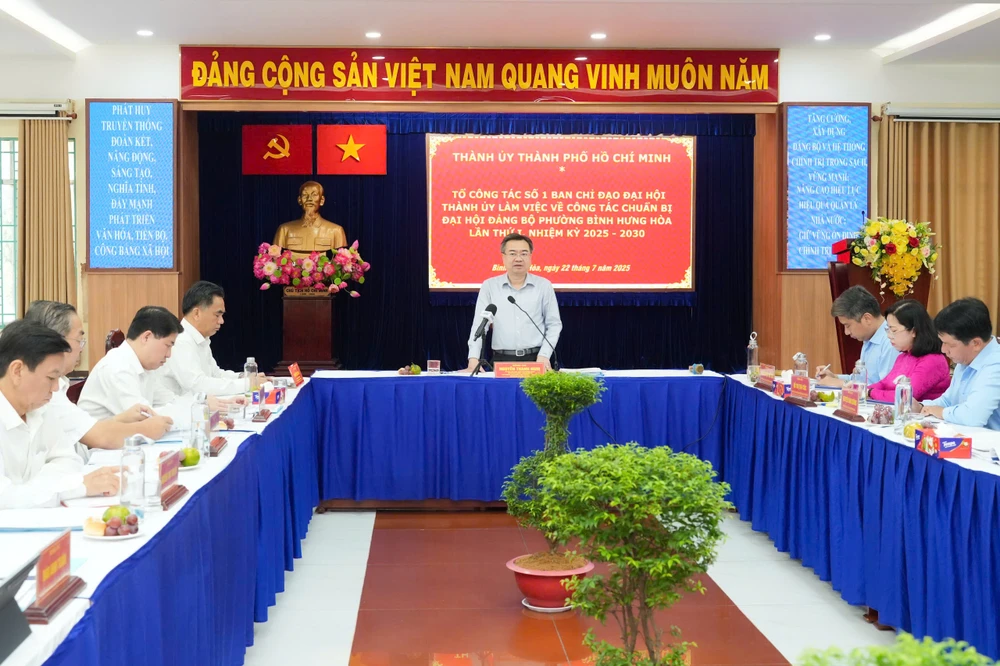 Ông Nguyễn Thanh Nghị làm việc với phường Bình Hưng Hòa về công tác chuẩn bị đại hội Đảng-ong-nguyen-thanh-nghi-dai-hoi-dang.jpg