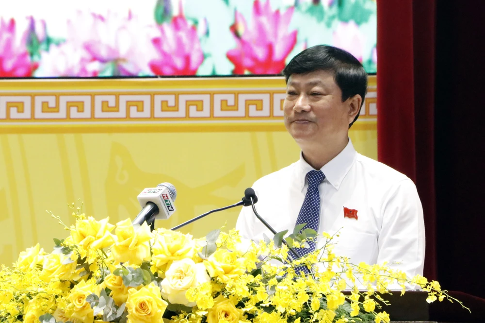 Chủ tịch HĐND TP.HCM: '25 ngày với rất nhiều bộn bề của công việc nhưng cũng đầy ấp niềm vui, sự hứng khởi...'-chu-tich-HDND-TPHCM-ky-hop-thu-hai (2).JPG