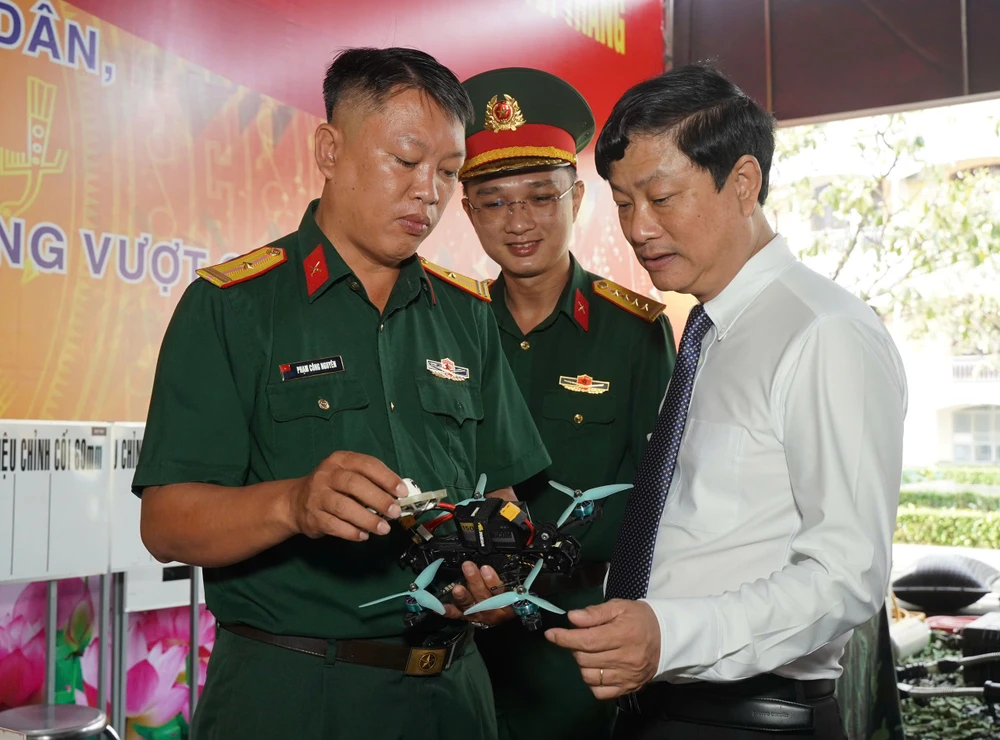 Bo-tu-lenh-TPHCM-dai-hoi-dang-bo (5).jpg