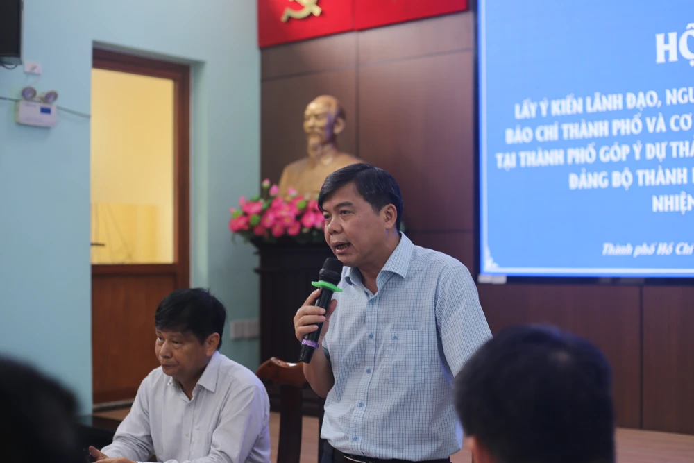 TPHCM-lay-y-kien-bao-chi-gop-y-bao-chinh-tri-dai-hoi-dang-bo (2).JPG