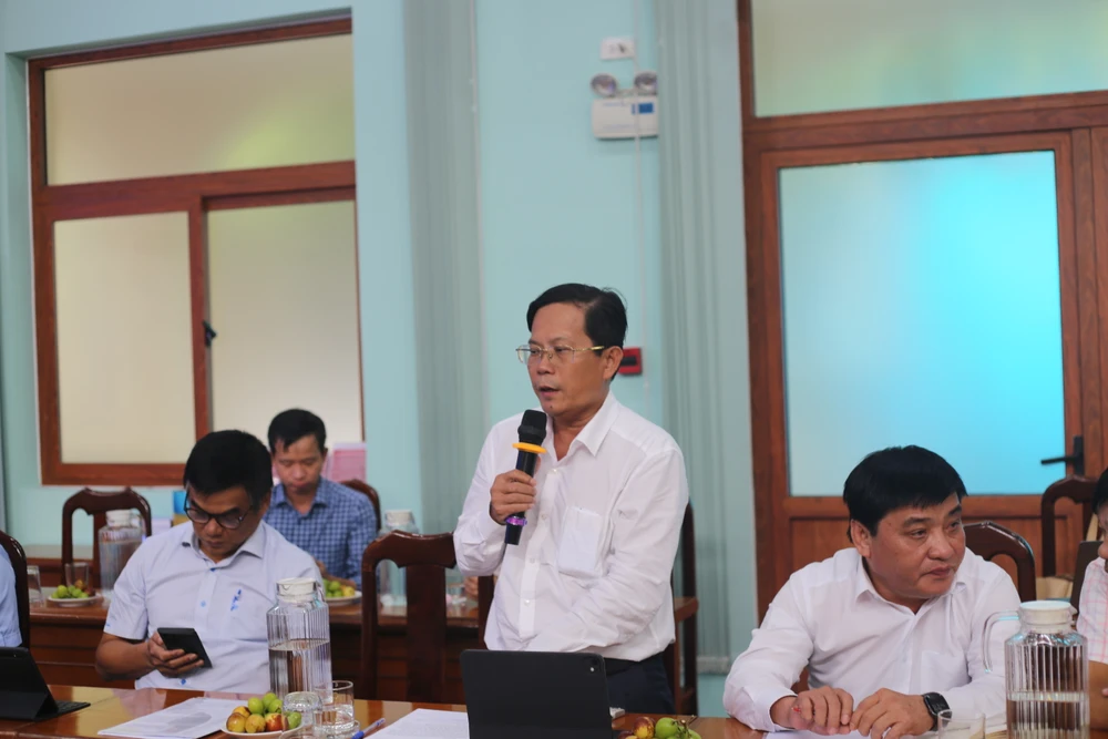 TPHCM-lay-y-kien-bao-chi-gop-y-bao-chinh-tri-dai-hoi-dang-bo (4).JPG