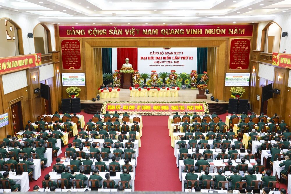 quan-khu-7-dai-hoi-khong-giay (5).jpg31.JPG