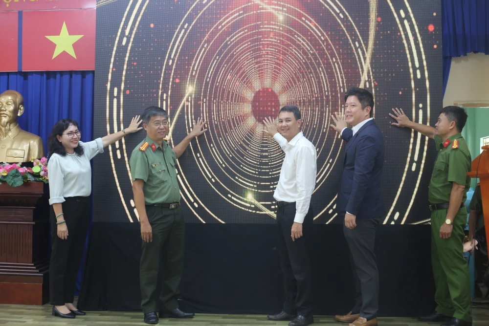 Công an phường Tăng Nhơn Phú32.JPG