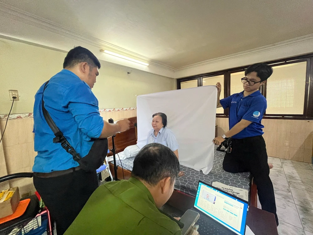 doi-the-dang-vien (5).jpg