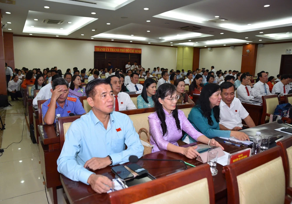 cong-chuc-cap-xa (3).jpg