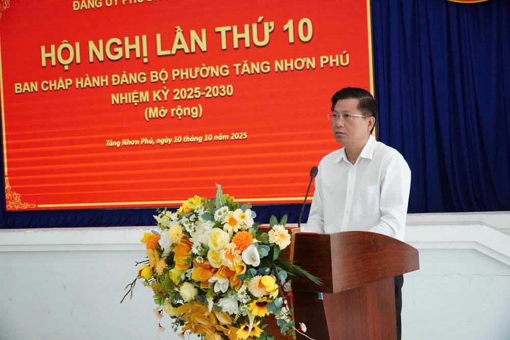 phuongg-dong-dan-tang-nhon-phu (2).jpg