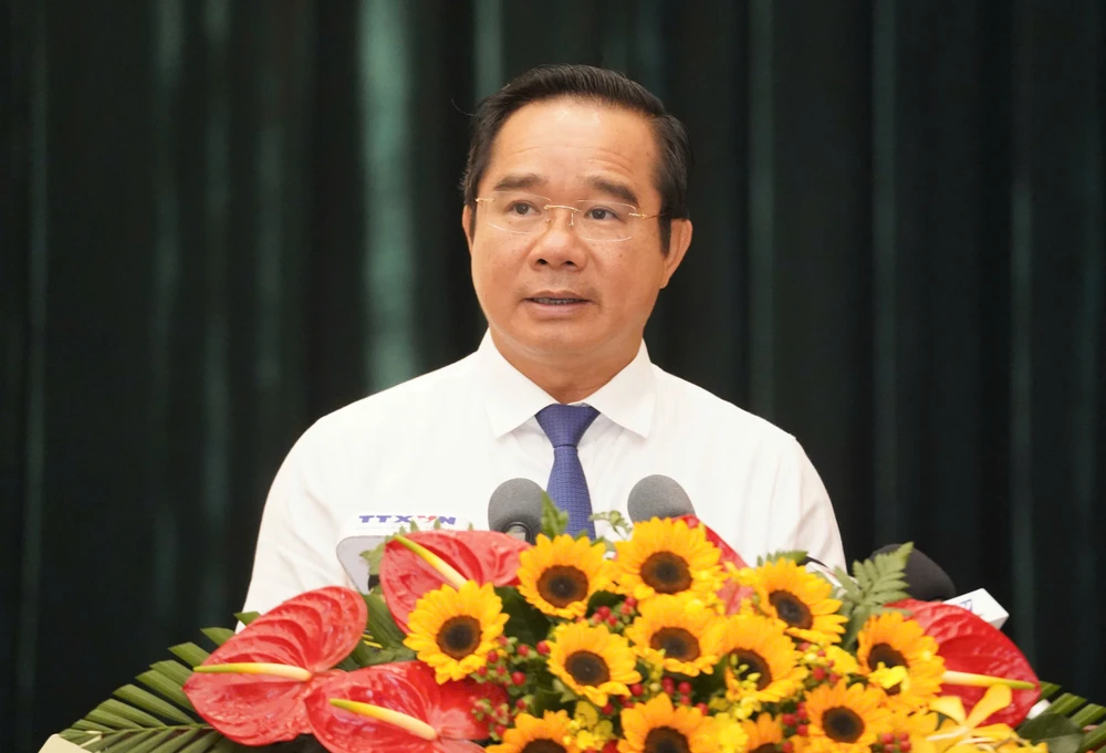 Ba giám đốc Sở được bầu bổ sung 3 Ủy viên UBND TP.HCM-công-tac-nhan-su-bau-bo-sung-uy-vien-UBND-TPHCM (2)).jpg