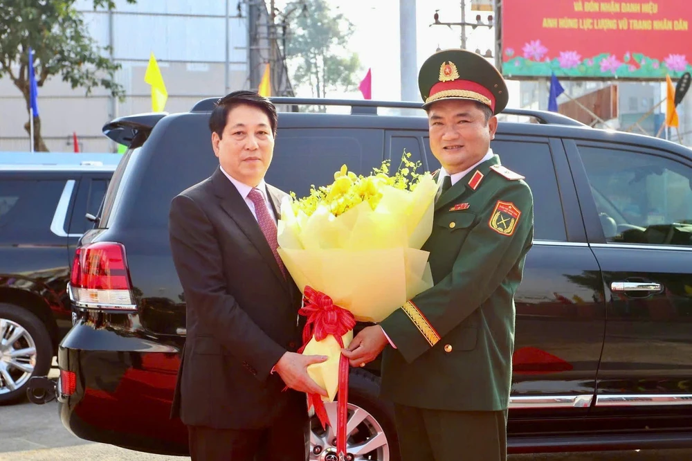 80-nam-quan-khu-7 (9).jpg