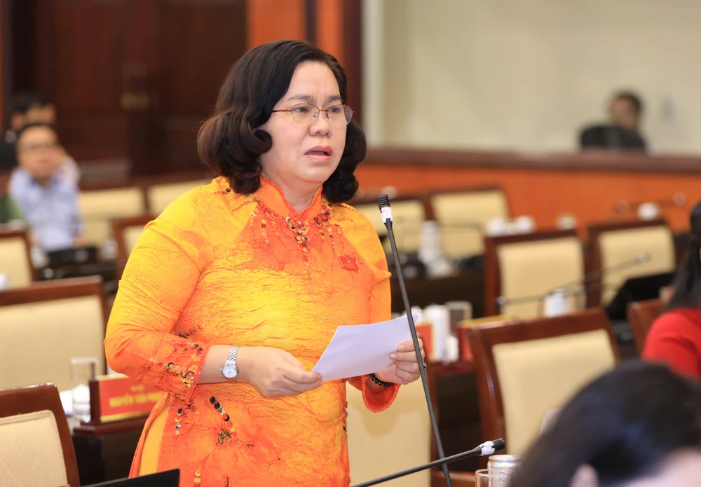 Giám đốc Sở Xây dựng TP.HCM nói về giải pháp giảm ùn tắc ở cửa ngõ-ùn-tắc-tphcm (3).jpg