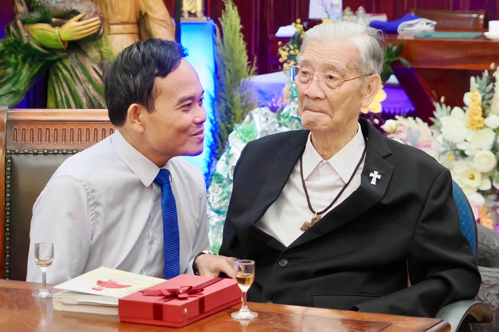 Giang-sinh-TPHCM (44).jpg