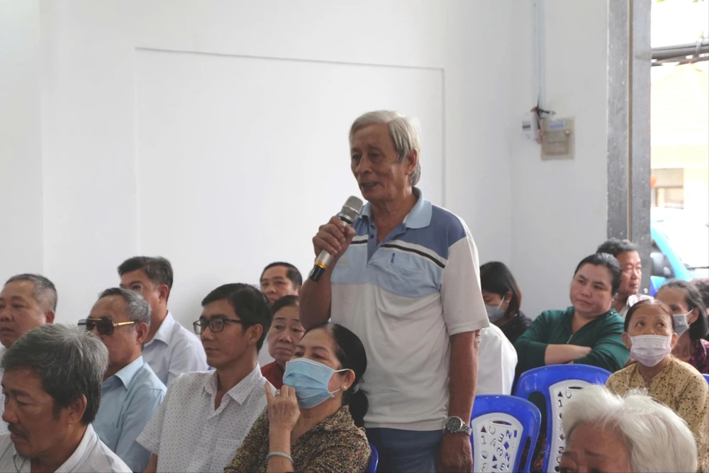 Phó Bí thư Thường trực Thành ủy Lê Quốc Phong được cử tri tín nhiệm tuyệt đối ứng cử đại biểu HĐND-ong-le-quoc-phong-y-kien-cu-tri 22.jpg