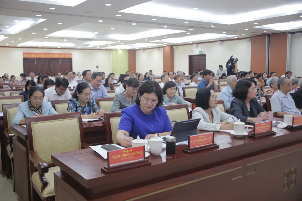 quan-triet-dai-hoi-XIV-TPHCM 5.JPG