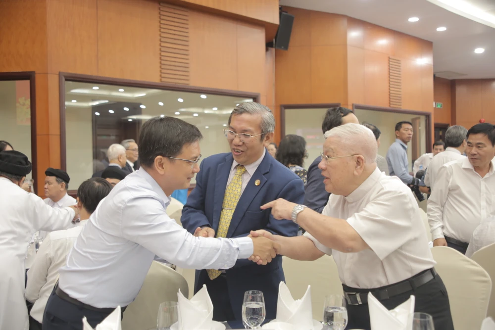 thaanh-uy-tphcm-gap-mat-2026 (10).JPG