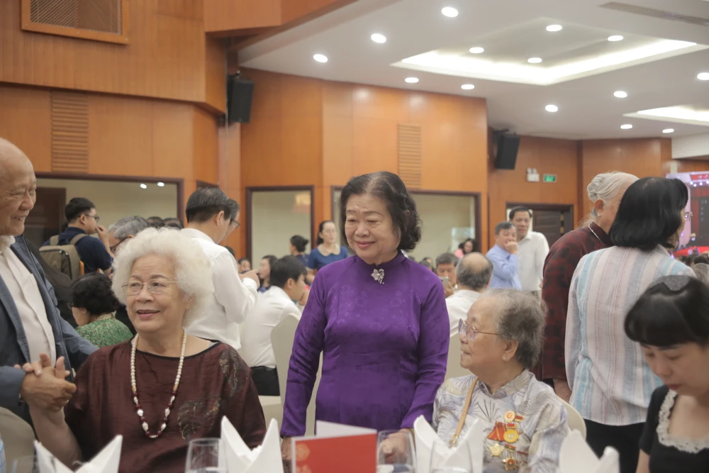 thaanh-uy-tphcm-gap-mat-2026 (5).JPG