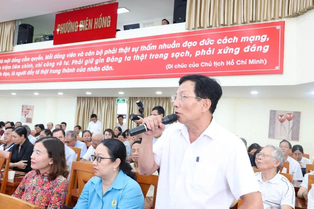 tiep-xuc-cu-tri-tphcm-bau-cu 4.jpg