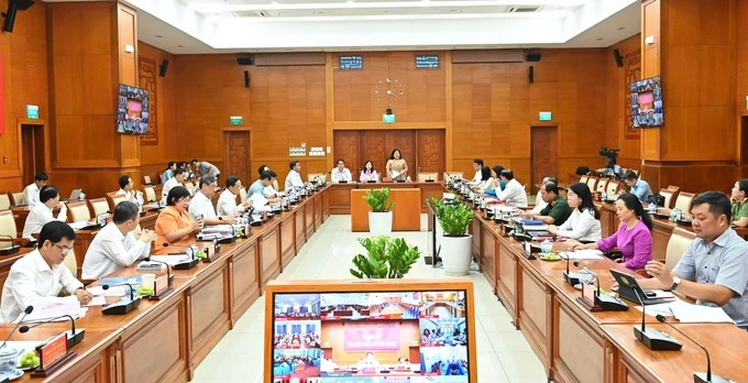 Bí thư Trần Lưu Quang chủ trì họp với 168 điểm cầu phường, xã, đặc khu về công tác chuẩn bị bầu cử-bau-cu-tphcm.jpeg