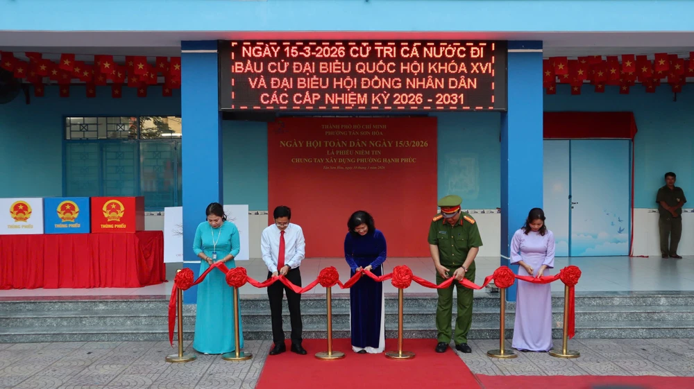 Công an TP.HCM ra mắt mô hình “Điểm giáo dục phòng, chống ma túy” trong trường học-ngay-bau-cu-phong-chong-ma-tuy.jpg