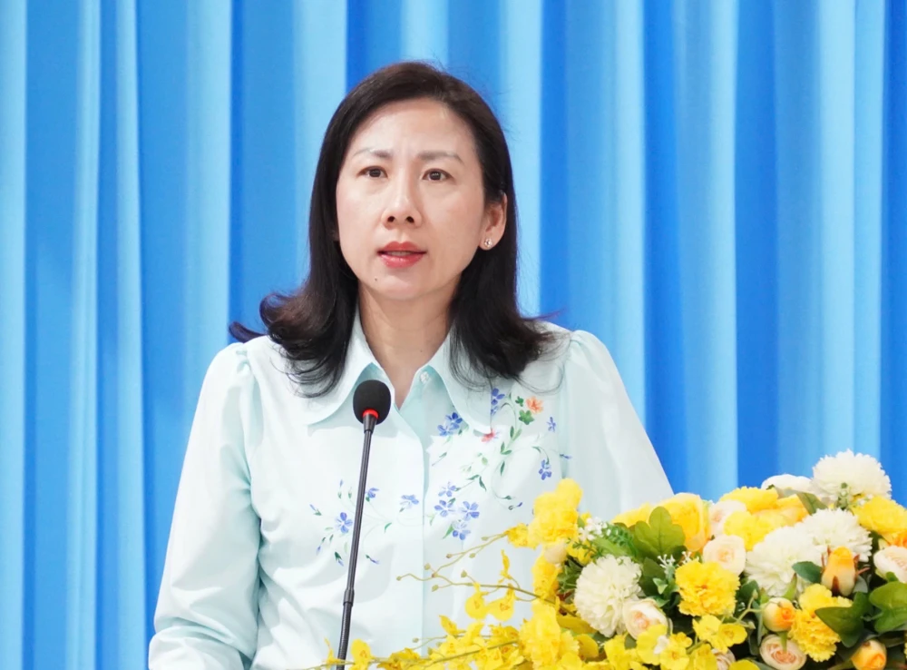 Giám đốc Sở Nội vụ TP.HCM: Cấp dự phòng thêm 20% lượng phiếu bầu để kịp thời thay thế các trường hợp sai sót-uy-ban-bau-cu-tphcm-phieu-bau 2.jpg