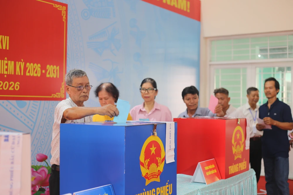 Ủy ban bầu cử TP.HCM gửi thư cảm ơn gửi cử tri và nhân dân TP.HCM-uy-ban-bau-cu-tphcm-dai-bieu-hdnd 4.JPG