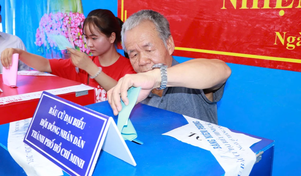 dai-bieu-hdnd-tphcm 2.jpg