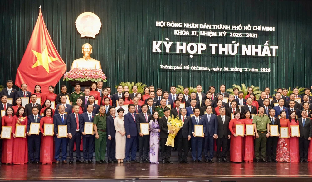 bi-thu-tran-luu-quang 3.jpg