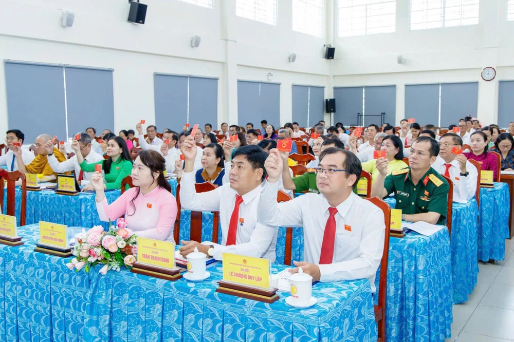 Nhiều phường ở TP.HCM kiện toàn bộ máy sau kỳ họp HĐND -HDND-phuong-kien-toan-bo-may.jpg