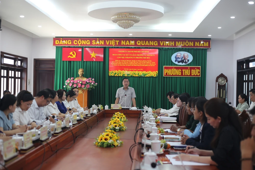 Cấp phường tại TP.HCM nêu các kiến nghị liên quan người hoạt động không chuyên trách -nguoi-hoat-dong-khong-chuyen-trach-thu-duc4.JPG