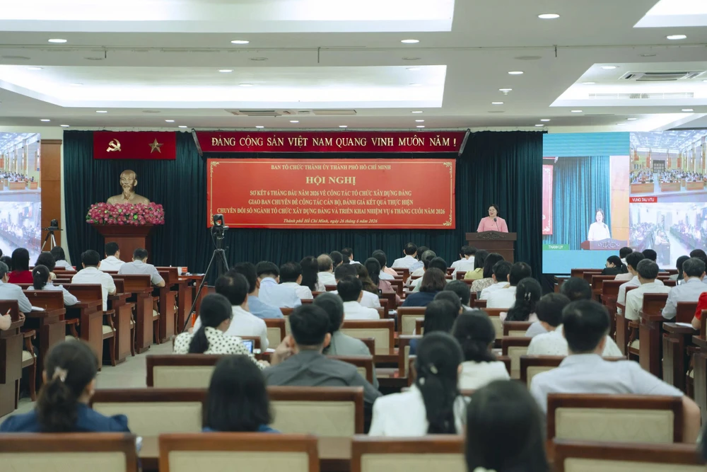 Rà soát để phân bổ, giao biên chế chính thức cho các xã, phường, đặc khu và các sở, ngành TP.HCM trong tháng 7-bien-che-tphcm.jpg