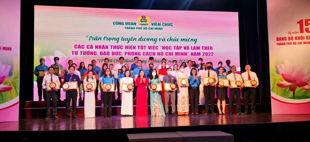 Giải tiết mục yêu thích nhất sẽ có thông báo riêng khi hết thời gian bình chọn.