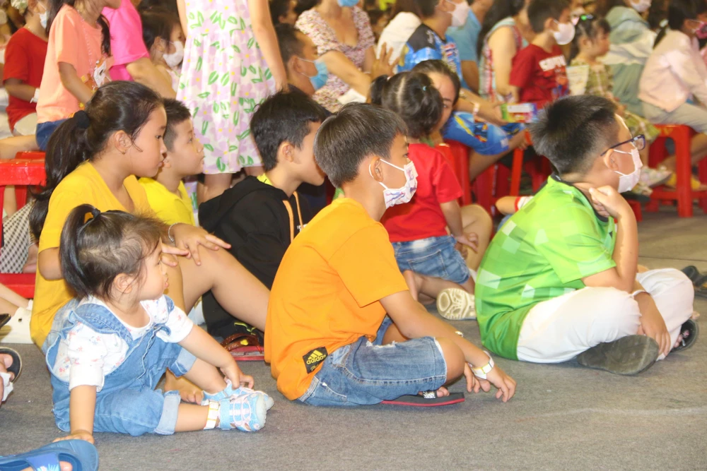 Ông Trịnh Văn Hào - Giám đốc Marketing tập đoàn Thiên Long chia sẻ: “Tập đoàn Thiên Long kỳ vọng Ngày hội sắc màu sẽ trở thành một hoạt động thường niên với nhiều chủ đề đa dạng về màu sắc, góp phần lan tỏa nghiên cứu khoa học ‘Màu sắc giúp trẻ em thông minh hơn’”.