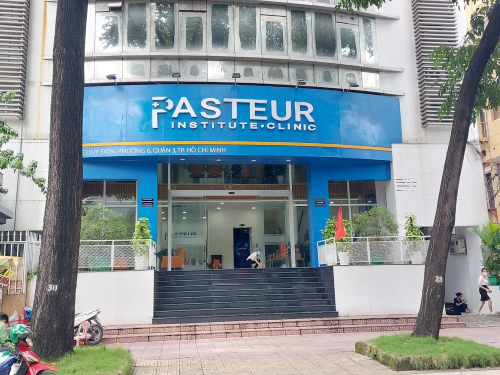 Thẩm mỹ viện Pasteur trong hơn một tháng bị đình chỉ 2 lần nhưng vẫn hoạt động. Ảnh: MINH TUẤN