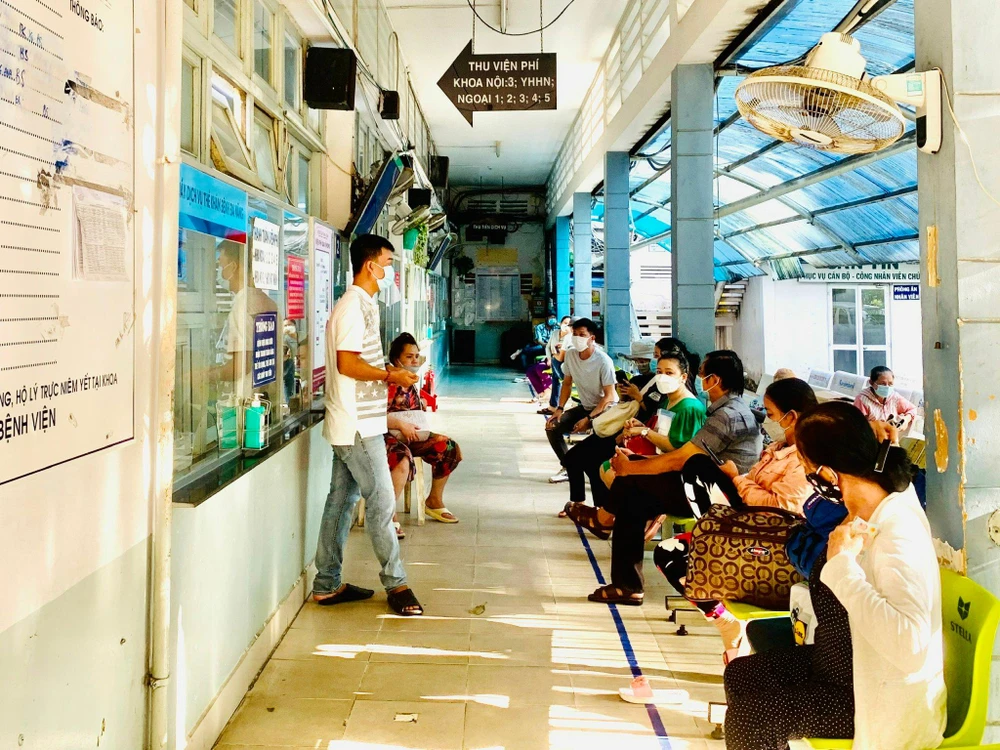 TP.HCM kiến nghị mở rộng đấu thầu tập trung cấp địa phương 308 loại thuốc ảnh 1