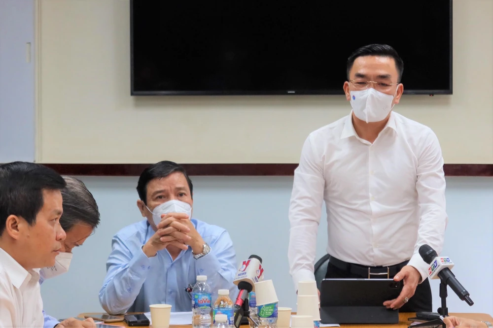 Ông Nguyễn Lương Tâm - Phó Cục trưởng Cục Y tế dự phòng phát biểu tại cuộc họp. Ảnh: TRẦN MINH