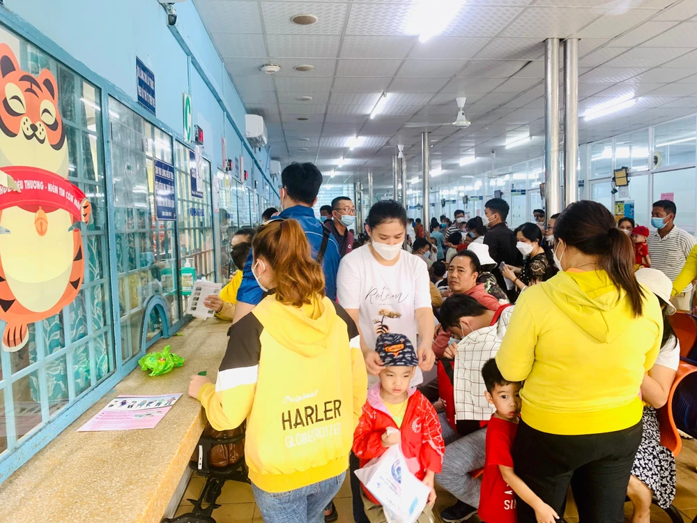 Đến năm 2023, bệnh viện Nhi đồng 1 đặt ra mục tiêu hoàn thành bệnh án điện tử. Ảnh: THẢO PHƯƠNG