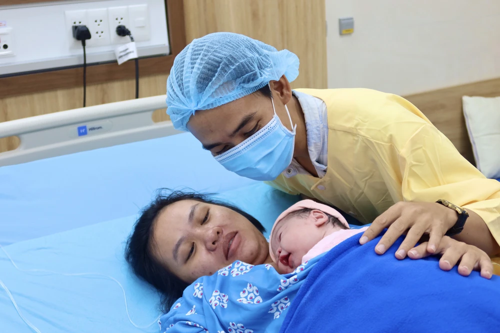 Sứ mệnh của BS sản phụ khoa là làm sao để những bào thai được chăm sóc một cách hoàn hảo nhất. Ảnh: THẢO PHƯƠNG