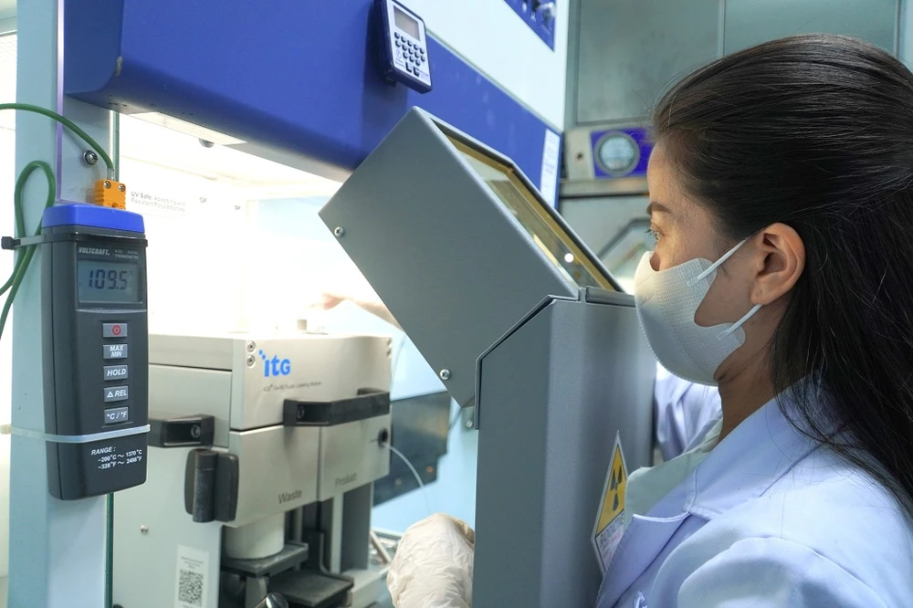 thuốc phóng xạ - 2