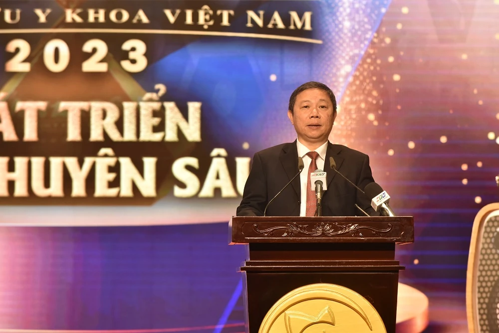 thanh-tuu-y-khoa-viet-nam3.JPG