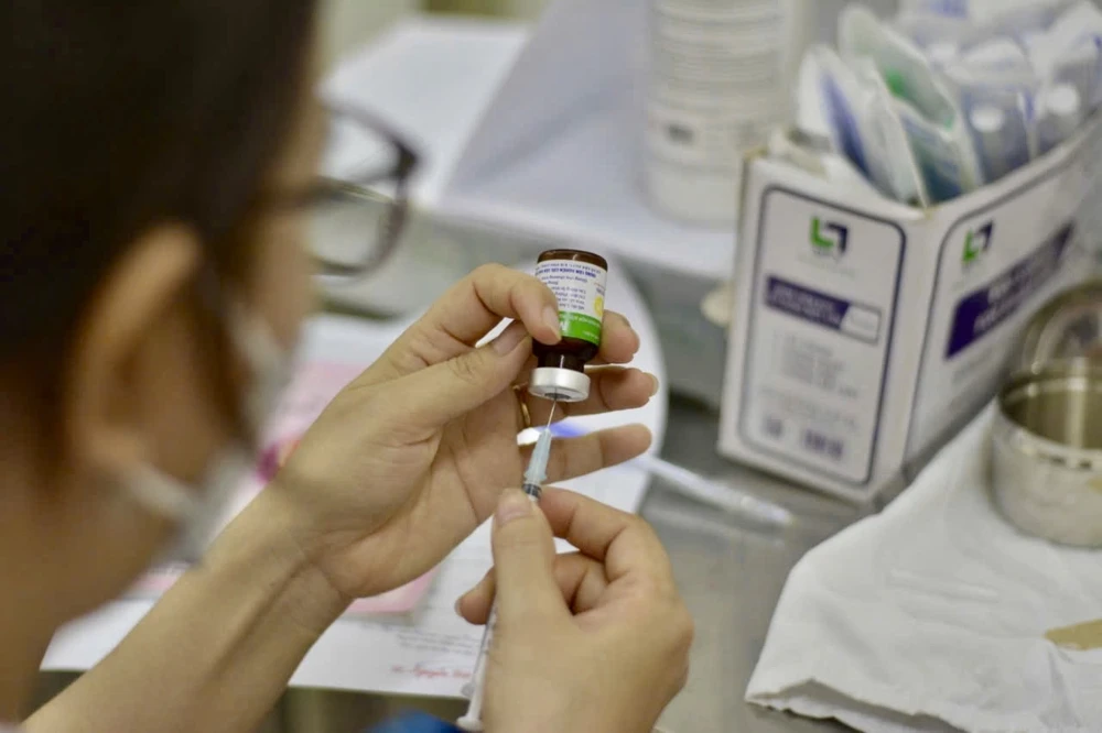 tiêm vaccine sởi - 2