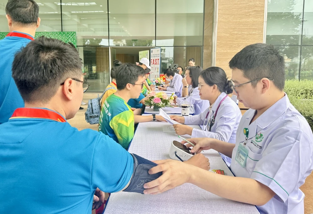 yếu tố nguy cơ bệnh nhân đột quỵ - 1