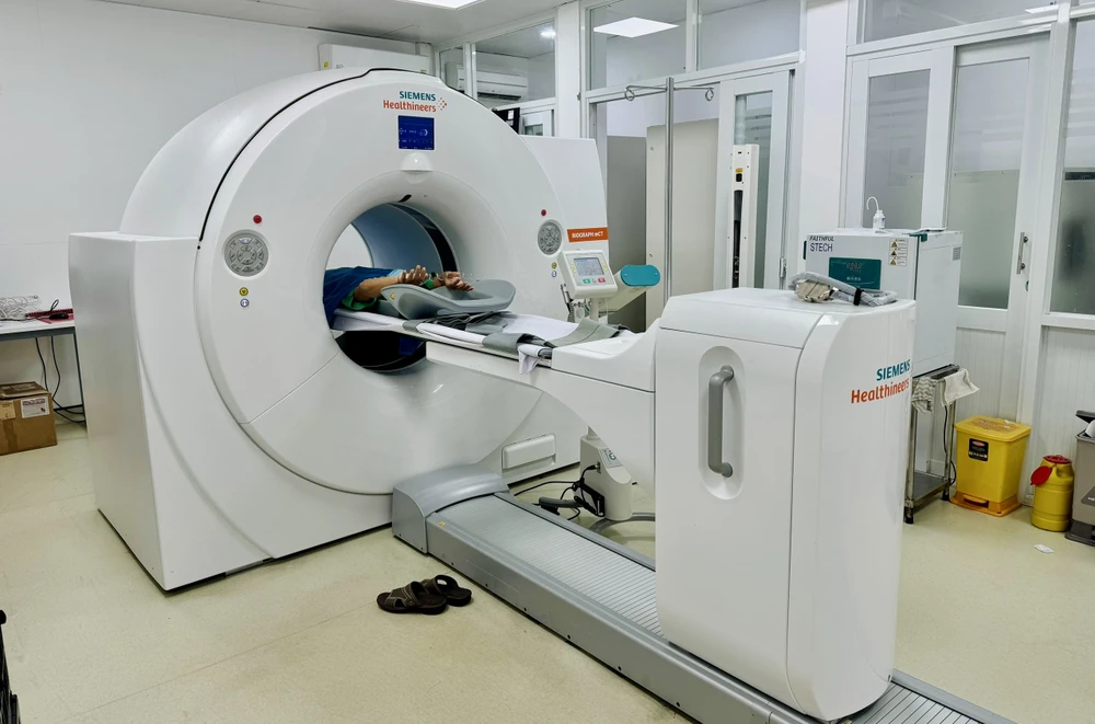 Lò cyclotron duy nhất phía Nam tạm dừng