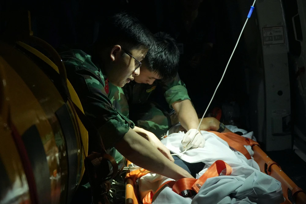 Ngư dân bị thủng tạng