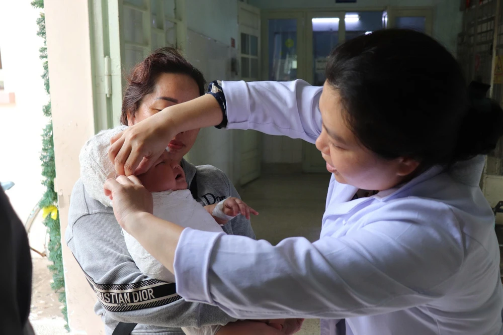 bệnh nhi bị bỏng nặng