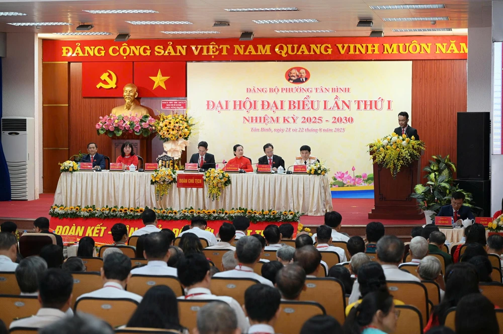 Ông Nguyễn Hoàng Long làm Bí thư Đảng ủy phường Tân Bình, TP.HCM