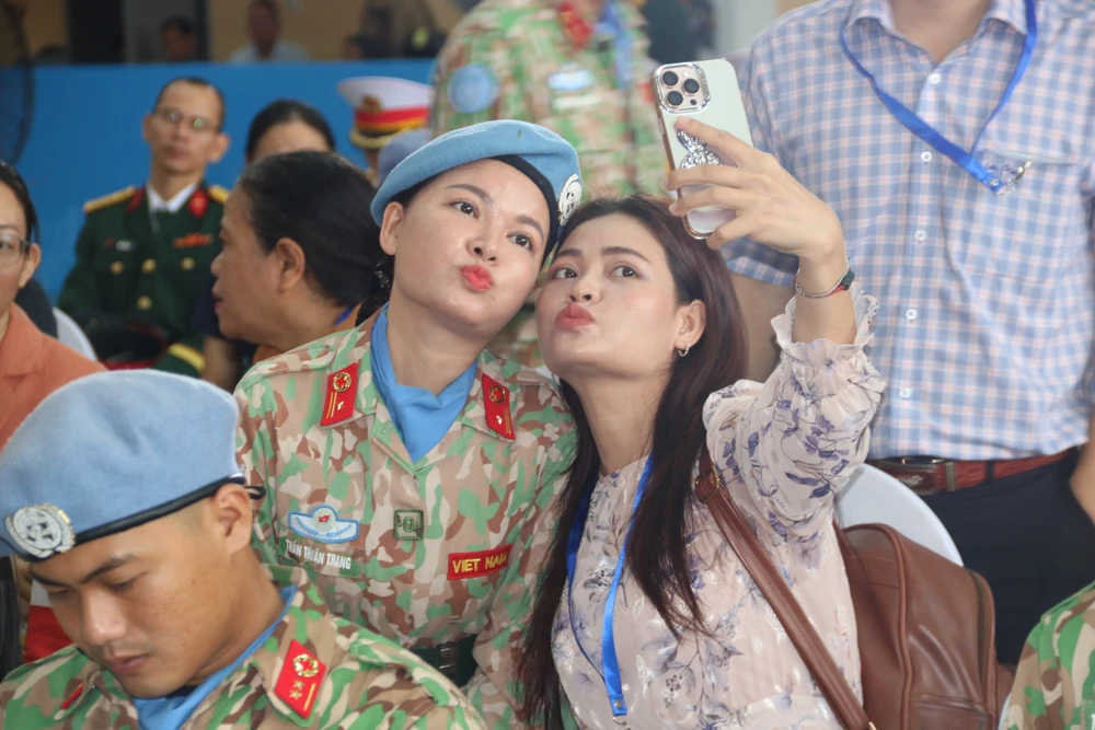 gin-giu-hoa-binh (4).JPG