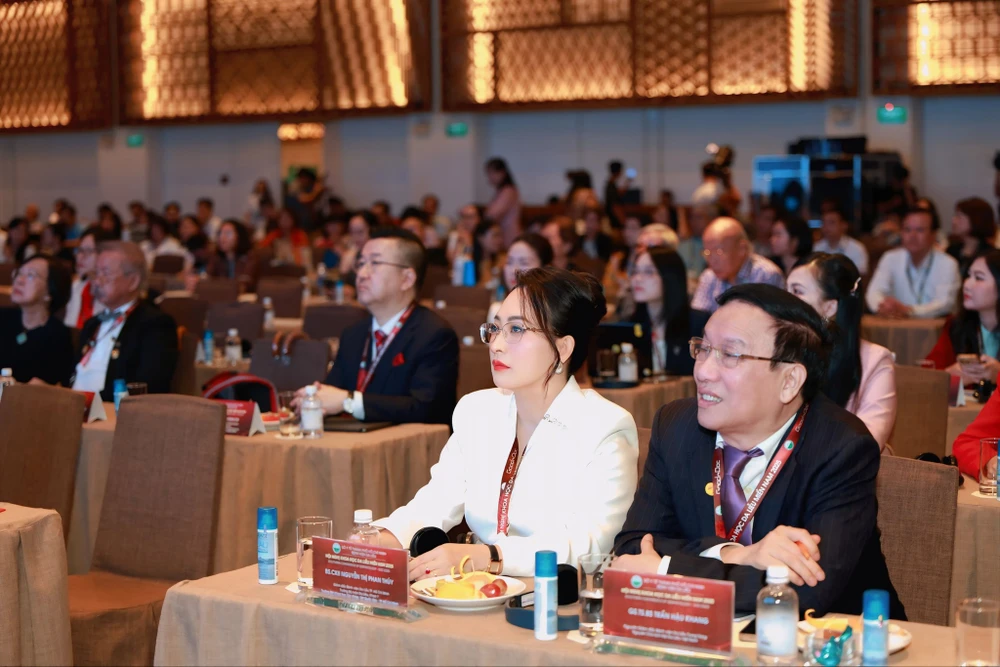 bệnh lây truyền qua đường tình dục