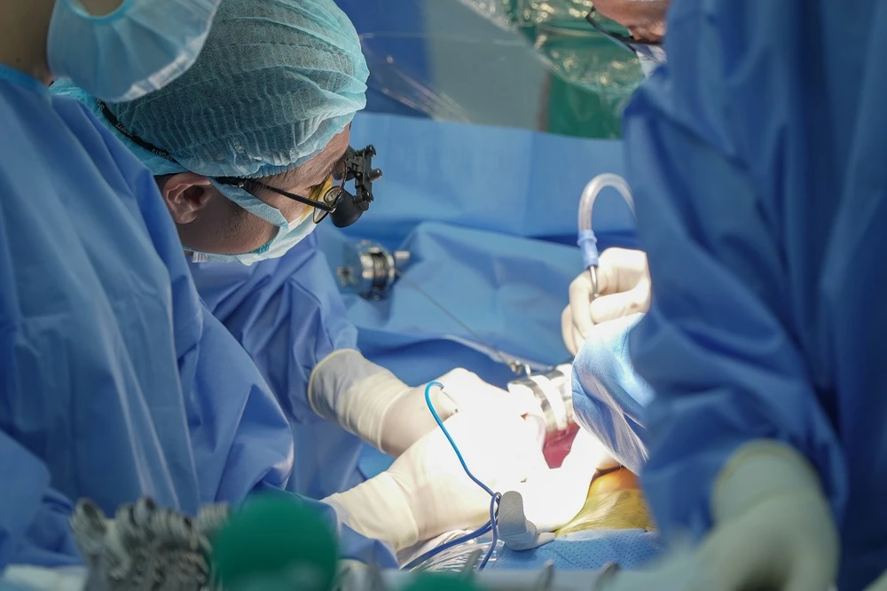 ghep-gan-cap-cuu (1).JPG